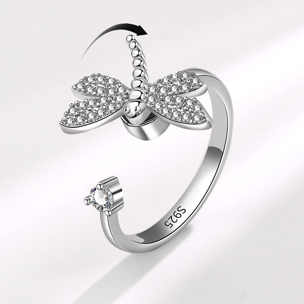 Rotating Dragonfly Design Zircon Ring