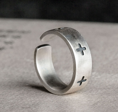 Retro Sterling Silver Cross Ring