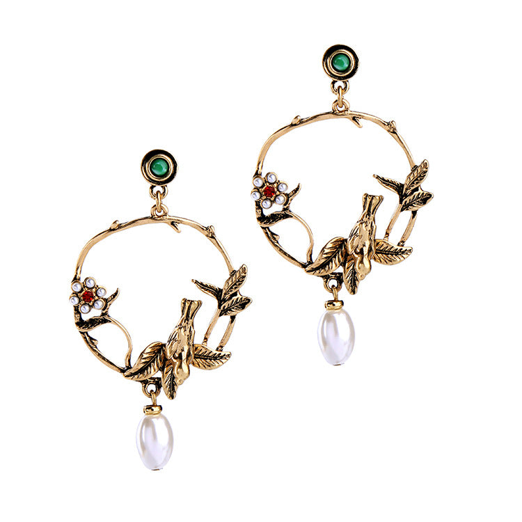 Vintage Elegant Pearl Flower Bird Stud Earrings