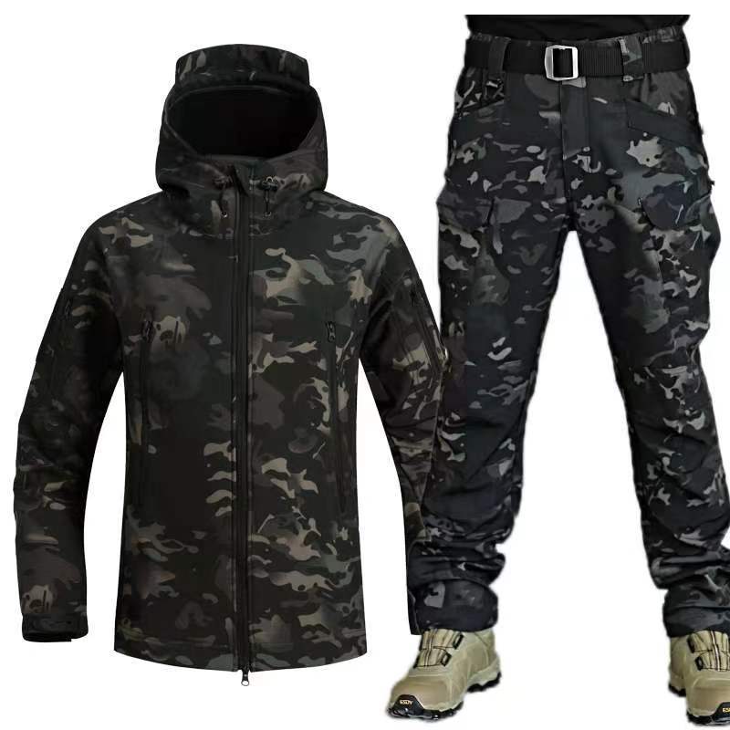 Outdoor Shark Skin Warm Camouflage Jacket Set