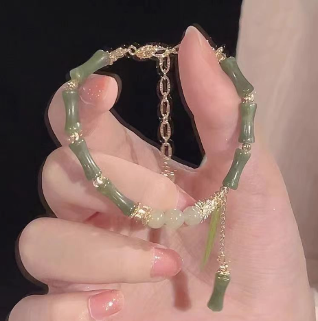 Bamboo Leaf Jade & Shell Bracelet