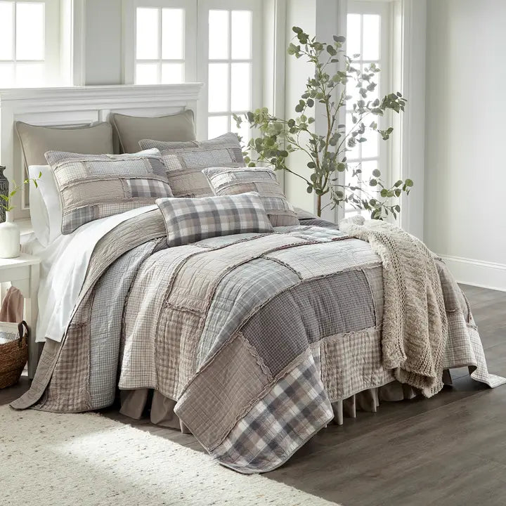 Smoky Cobblestone Cotton Patchwork Quilt | King