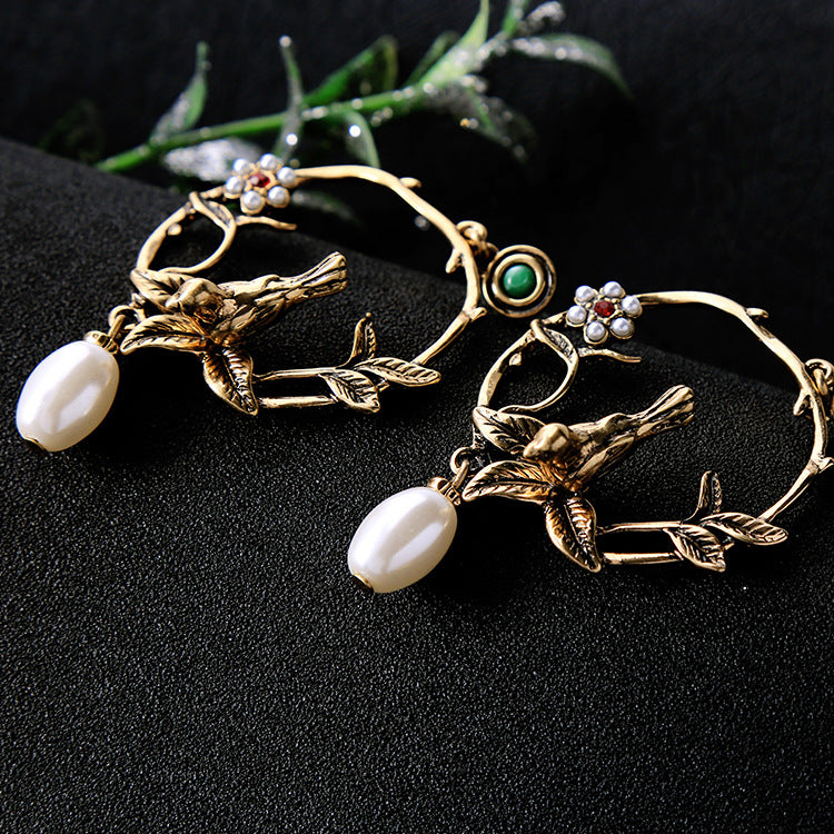 Vintage Elegant Pearl Flower Bird Stud Earrings