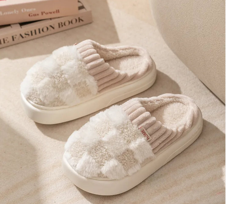 Willow Drift Slippers-Cozy Plaid Plush Slippers